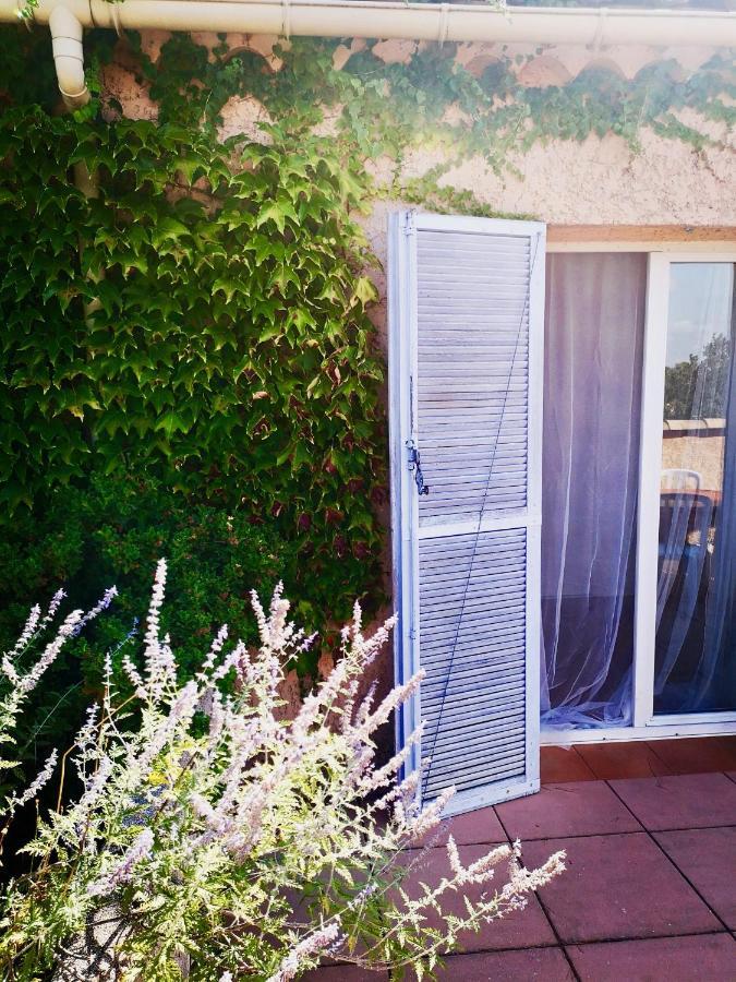 B&B Le Garric Nîmes Eksteriør bilde